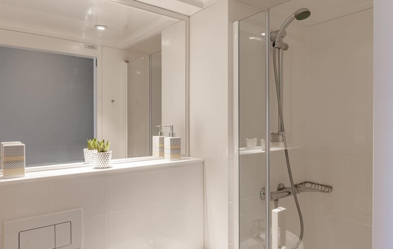 Heavitree Road, St Sidwells, Exeter - Image 1